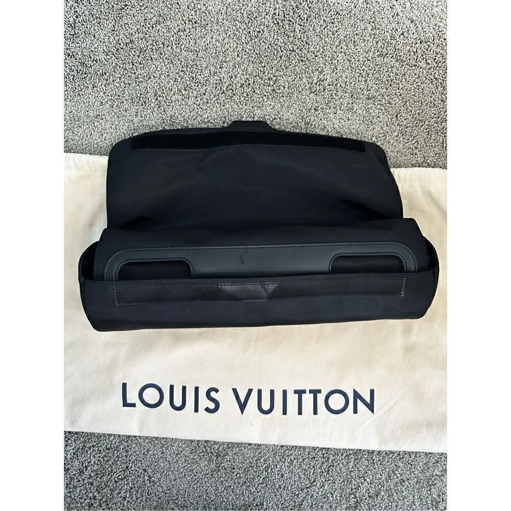 LOUIS VUITTON Pegase Legere 55 Business Graphite Carryon w/ Cover, Dust Bag & Bo